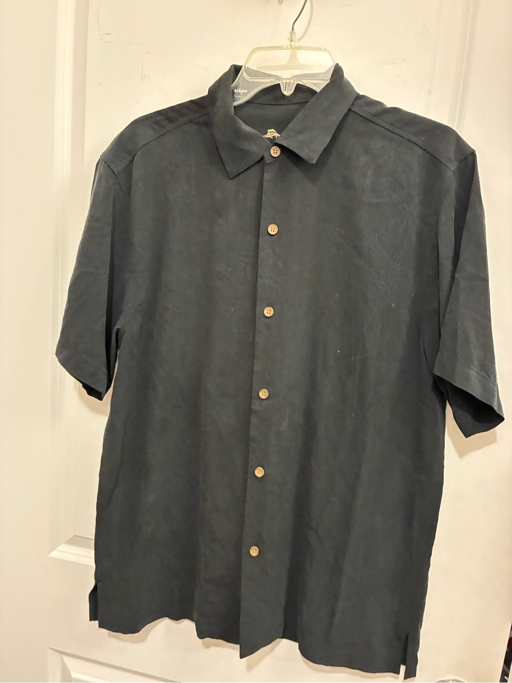 Tommy Bahama Short-Sleeve Silk Button-Down Shirt in Charcoal Gray